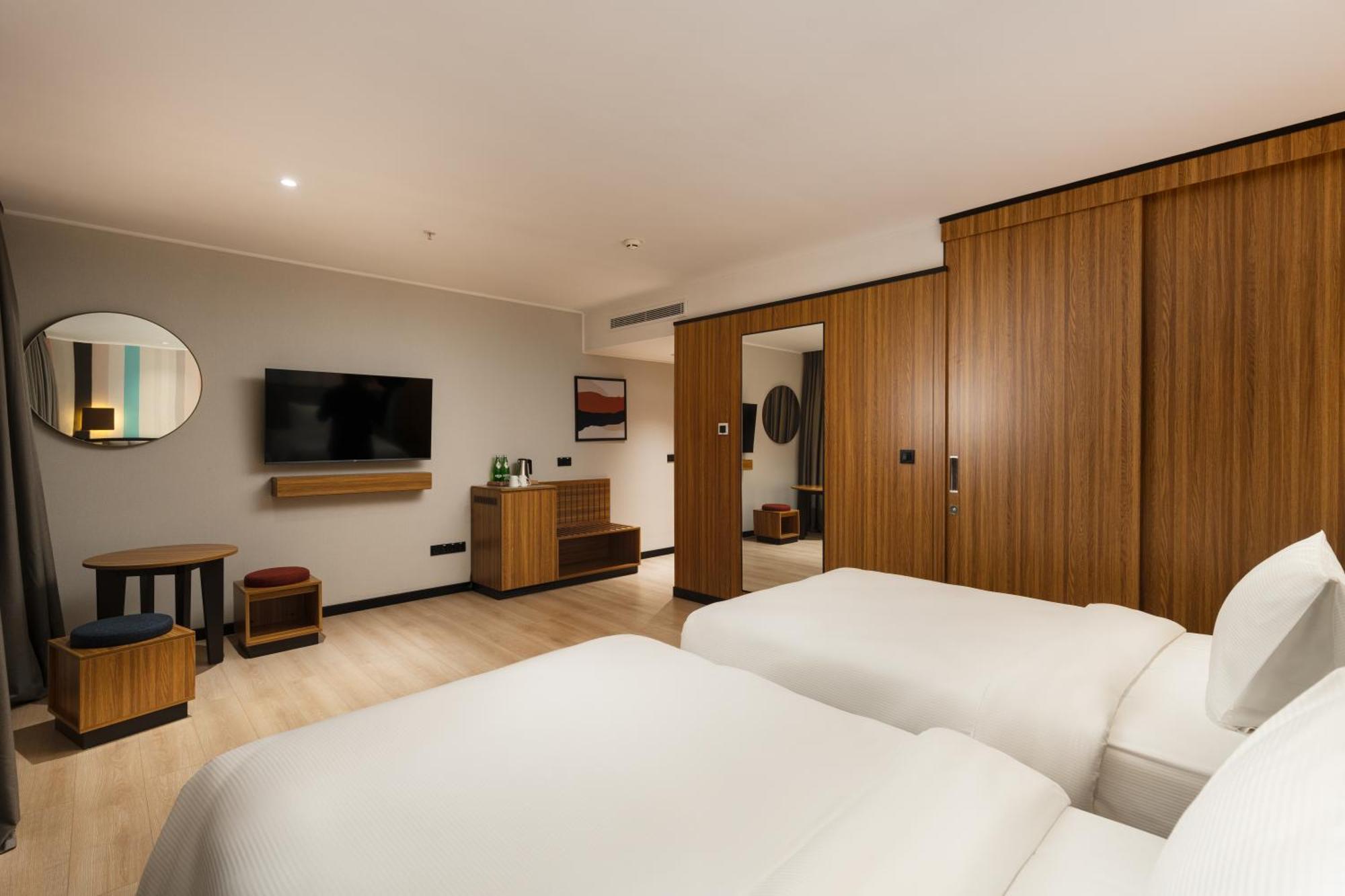 Ramada Encore By Wyndham Taschkent Exterior foto