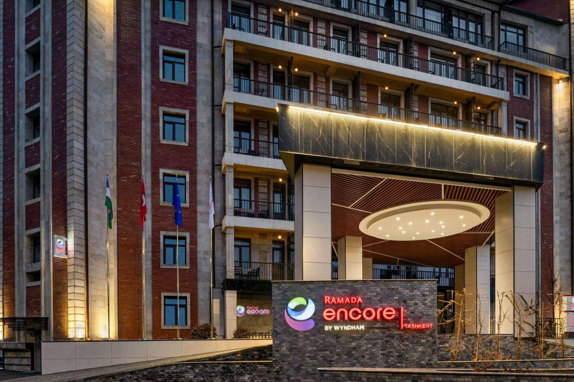 Ramada Encore By Wyndham Taschkent Exterior foto
